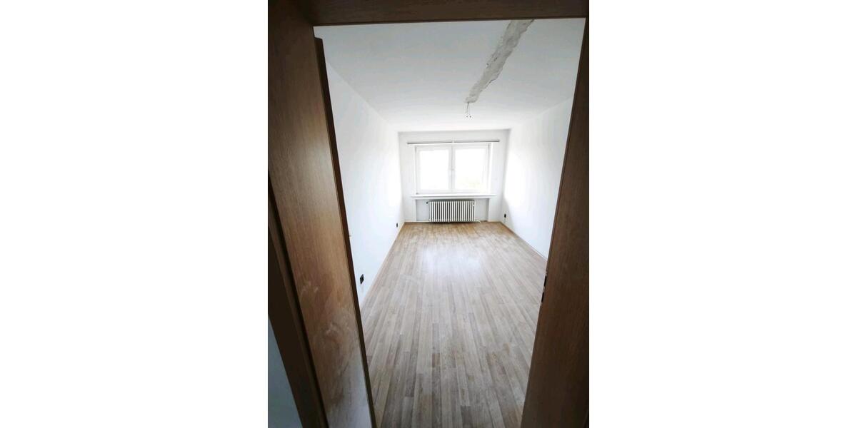 Etagenwohnung Oberhausen - 4 Zimmer, 77 m&sup2;, 970&euro; | Angebot:26288110