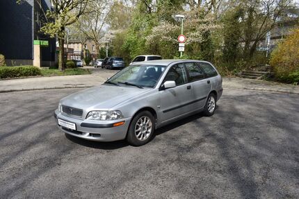 Volvo V40 115.200 km 5.250 &euro; Essen 45276