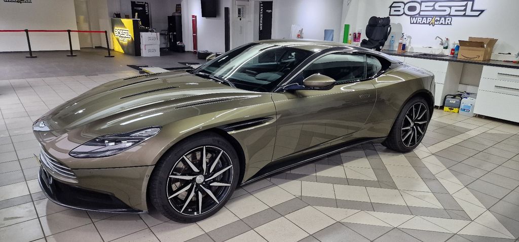 Aston Martin DB11 73.650 km 107.100 &euro; Wuppertal 42287