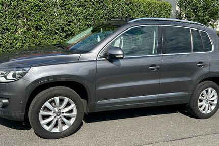 VW Tiguan 196.000 km 9.990 &euro; Wuppertal 42107