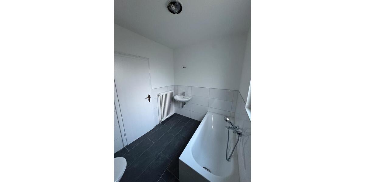 Dachgeschoßwohnung Herten Bertlich - 3.5 Zimmer, 100 m&sup2;, 880&euro; | Angebot:25658415