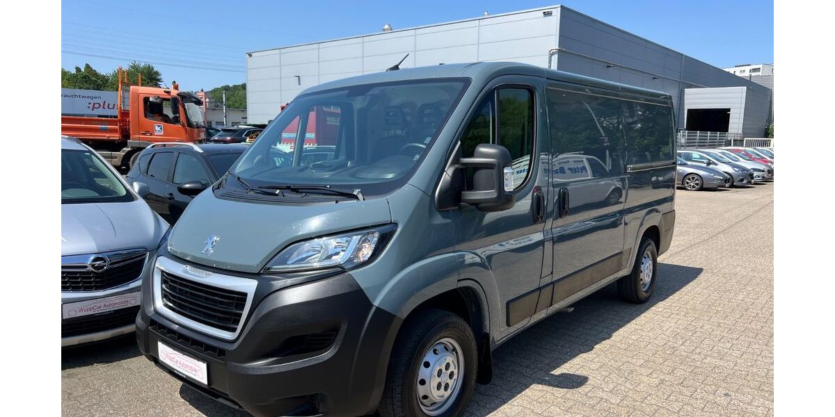 Peugeot Boxer 121.240 km 15.990 &euro; Wuppertal 42109
