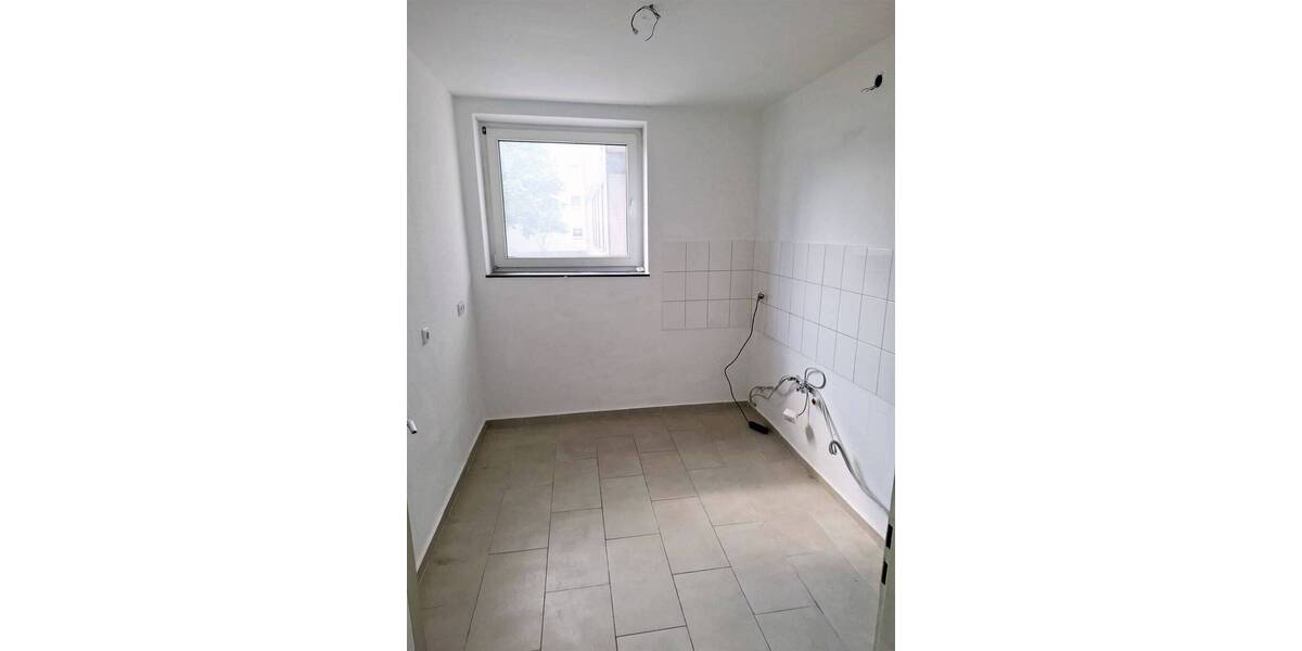 Etagenwohnung Gelsenkirchen Beckhausen - 3 Zimmer, 75 m&sup2;, 420&euro; | Angebot:26487849