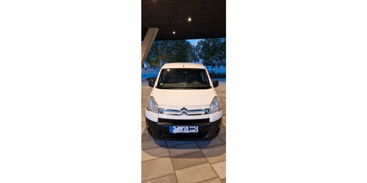 Citroen Berlingo 137.704 km 3.999 &euro; Essen 45144