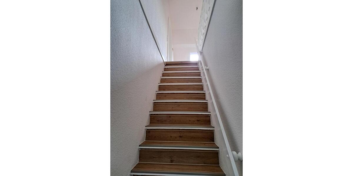 Etagenwohnung Essen Stadtbezirk III - 3 Zimmer, 112 m&sup2;, 840&euro; | Angebot:21970320