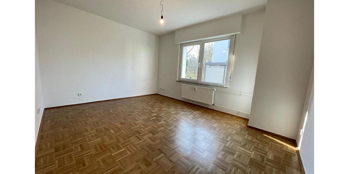 Erdgeschoßwohnung Essen Stadtbezirk IV - 3 Zimmer, 71 m&sup2;, 765&euro; | Angebot:26455650