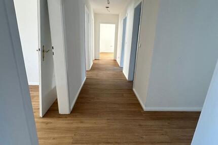 Wohnung Wuppertal Elberfeld - 5 Zimmer, 101 m&sup2;, 890&euro; | Angebot:25784499
