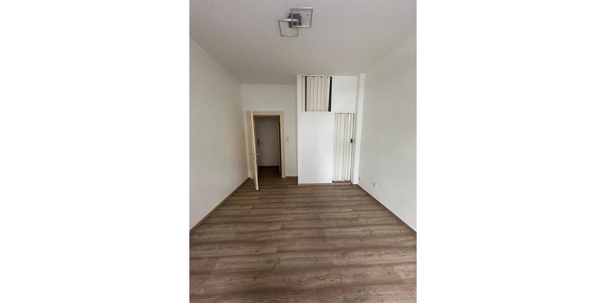 Erdgeschoßwohnung Schwelm - 1 Zimmer, 43 m&sup2;, 325&euro; | Angebot:25325493