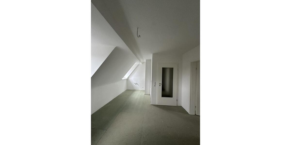 Dachgeschoßwohnung Bottrop - 2.5 Zimmer, 48 m&sup2;, 433&euro; | Angebot:25434223