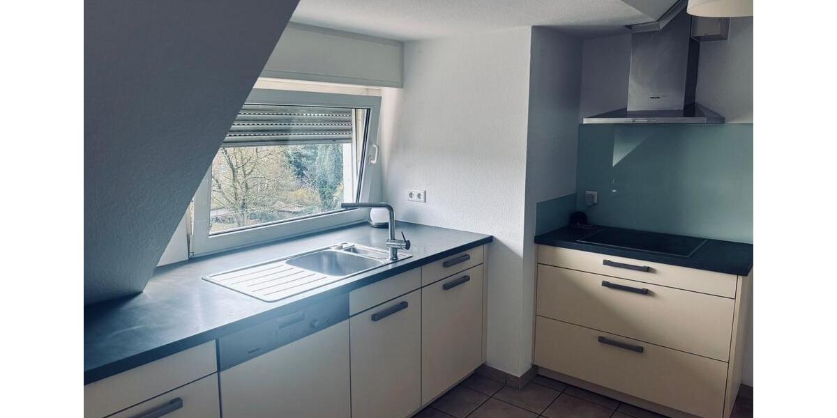 Dachgeschoßwohnung Gladbeck - 3.5 Zimmer, 95 m&sup2;, 665&euro; | Angebot:25932226