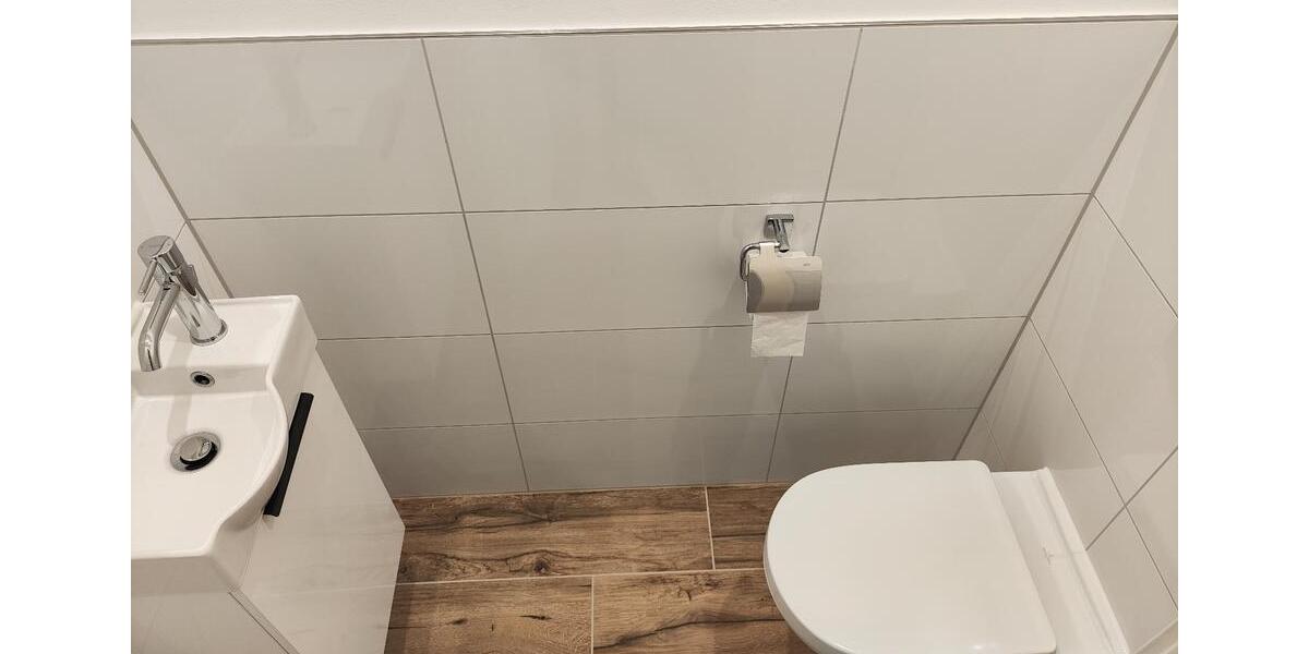 Etagenwohnung Oberhausen - 2 Zimmer, 82 m&sup2;, 740&euro; | Angebot:25404192