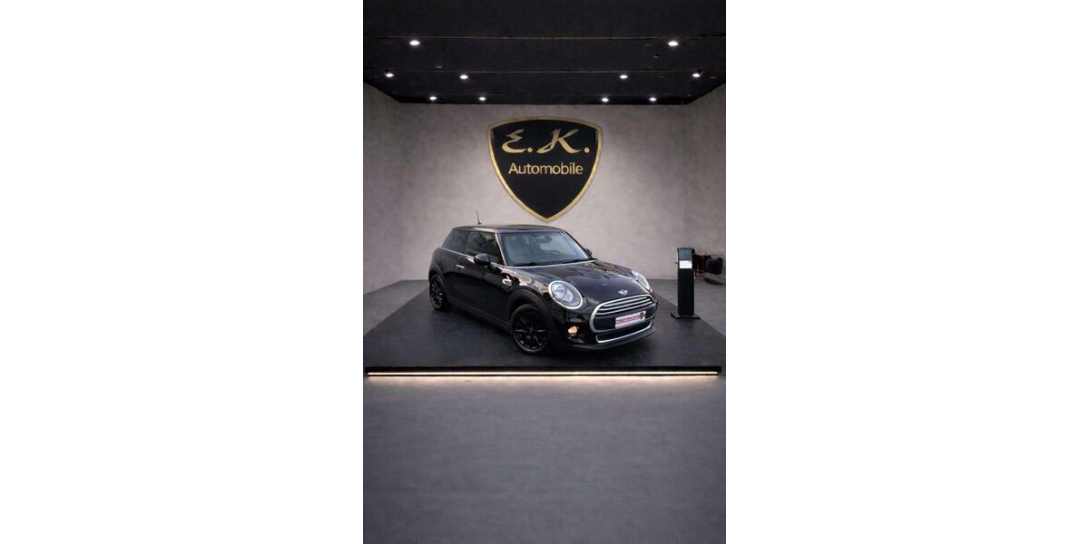 Mini Cooper 118.463 km 8.450 &euro; Oberhausen 46045