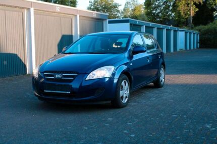 Kia ceed / Ceed 156.800 km 2.099 &euro; Marl 45772