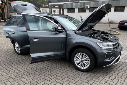 VW T-Roc 44.300 km 17.980 &euro; Mülheim / Ruhr 45473