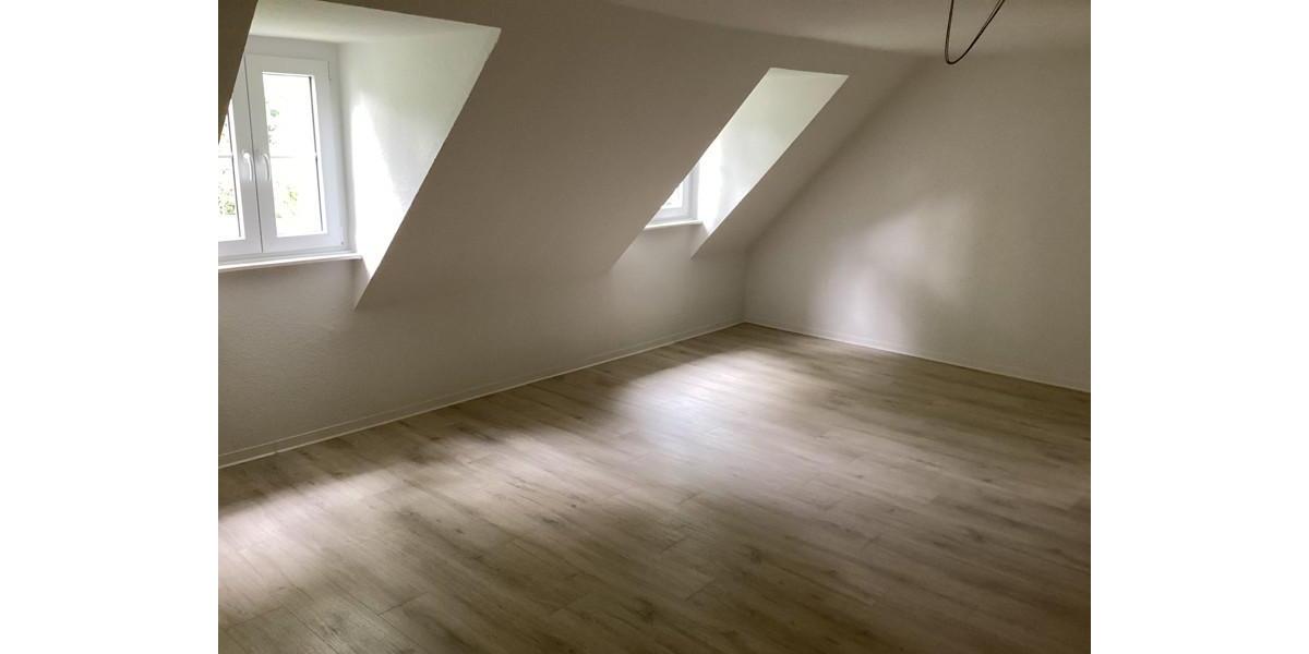 Erdgeschoßwohnung Gelsenkirchen Ückendorf - 2.5 Zimmer, 81 m&sup2;, 679&euro; | Angebot:25153085