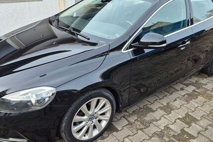 Volvo V40 133.000 km 8.490 &euro; Sprockhövel 45549