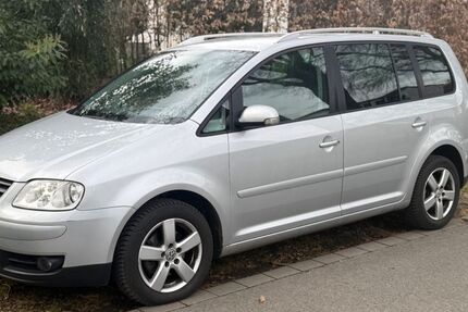 VW Touran 326.000 km 3.490 &euro; Recklinghausen 45657