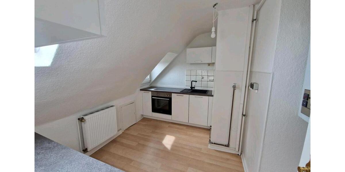 Dachgeschoßwohnung Essen Stadtbezirk IV - 2 Zimmer, 40 m&sup2;, 370&euro; | Angebot:25538414