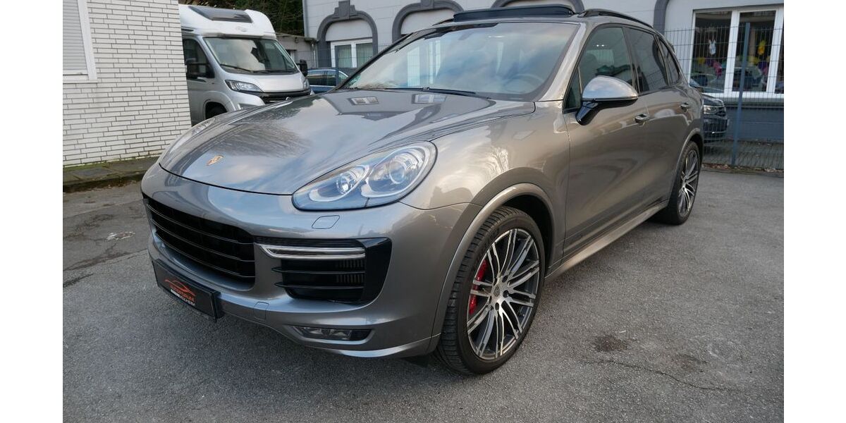 Porsche Cayenne 185.327 km 30.950 &euro; Mülheim an der Ruhr 45473