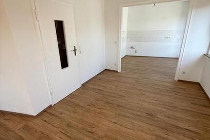 Wohnung Wuppertal Gemarkung Langerfeld - 2 Zimmer, 65 m&sup2;, 580&euro; | Angebot:25872733