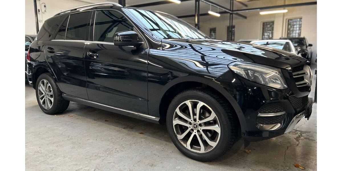 Mercedes-Benz GLE 350 225.000 km 19.870 &euro; Velbert 42551