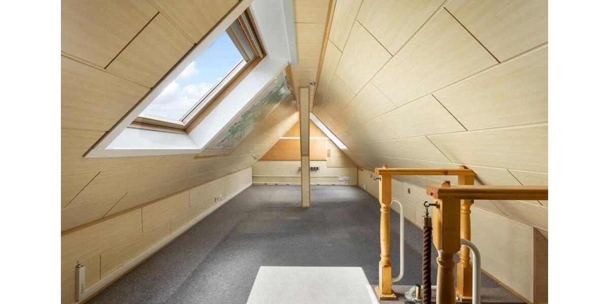 Dachgeschoßwohnung Essen Stadtbezirk III - 3 Zimmer, 55 m&sup2;, 590&euro; | Angebot:25811924