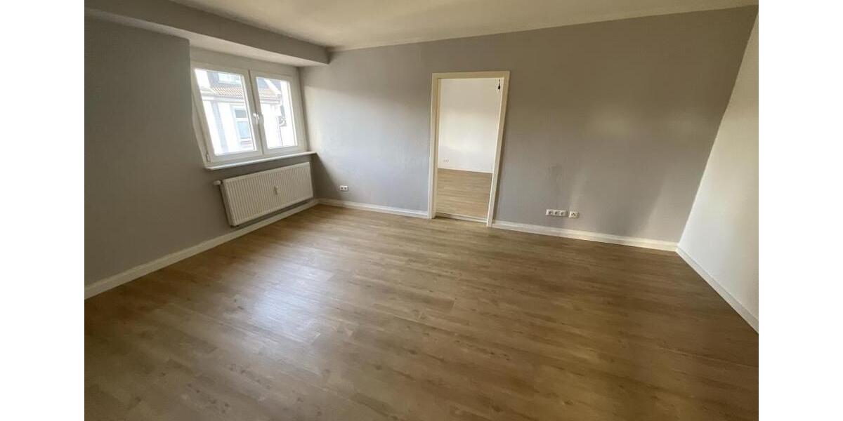 Etagenwohnung Essen Stadtbezirk VI - 3 Zimmer, 83 m&sup2;, 729&euro; | Angebot:24693132