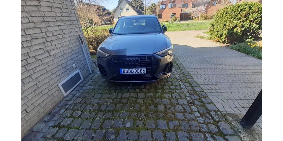 Audi Q3 60.000 km 33.000 &euro; Mülheim an der Ruhr 45481