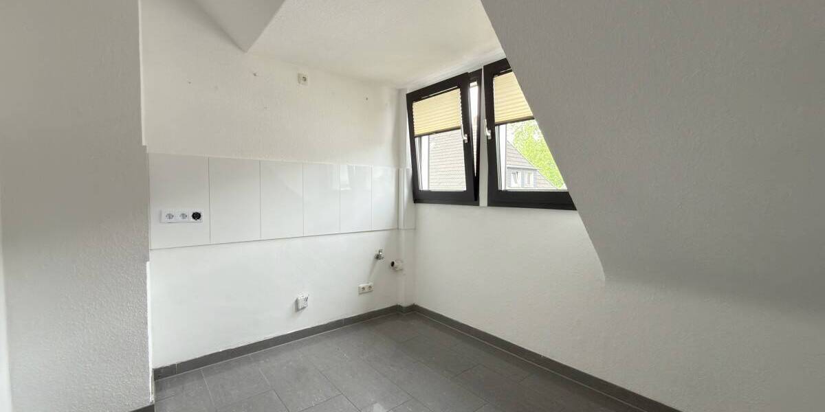 Etagenwohnung Oberhausen Stadtmitte - 3 Zimmer, 70 m&sup2;, 570&euro; | Angebot:26544111