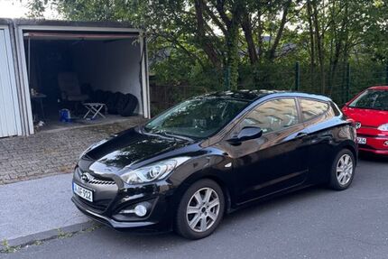 Hyundai i30 160.700 km 4.450 &euro; Wuppertal 42285