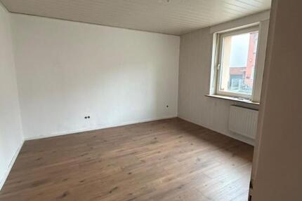Wohnung Hagen - 3 Zimmer, 76 m&sup2;, 500&euro; | Angebot:25433179