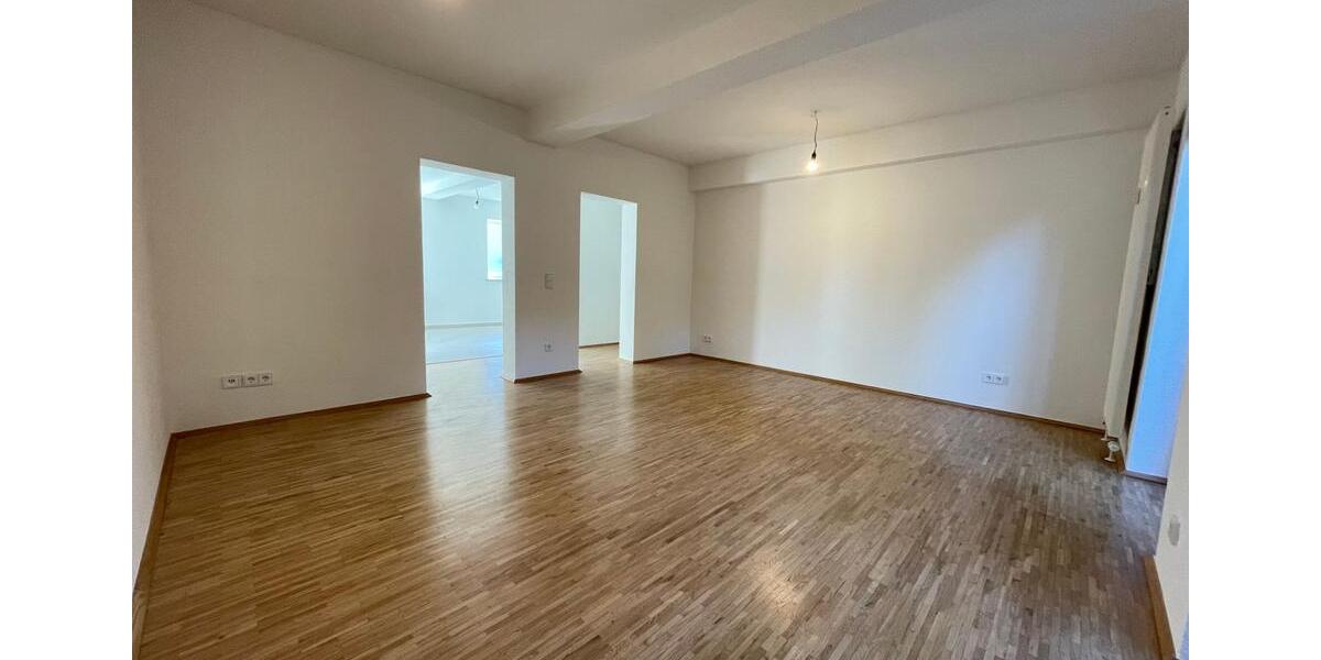Erdgeschoßwohnung Essen Stadtbezirk IV - 3 Zimmer, 71 m&sup2;, 778&euro; | Angebot:25920218