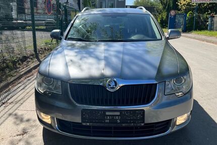 Skoda Superb 263.310 km 2.500 &euro; Essen 45326