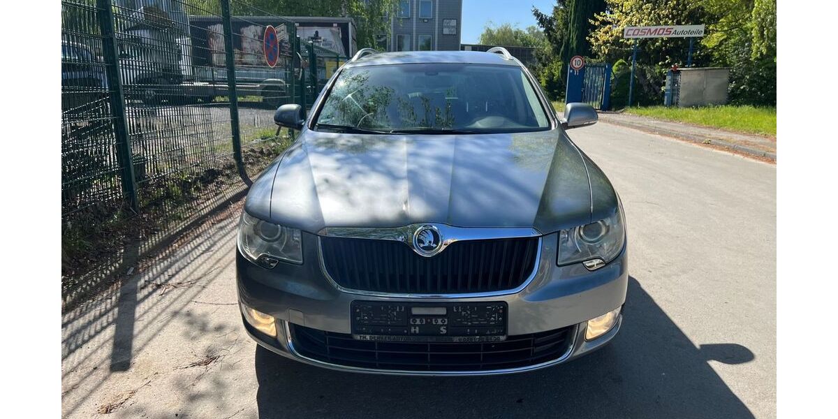 Skoda Superb 263.310 km 2.500 &euro; Essen 45326