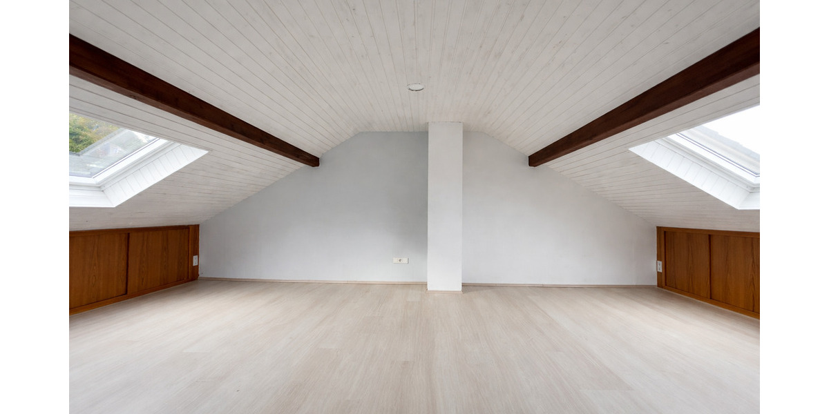 Reihenmittelhaus Hagen Haspe - 9 Zimmer, 145 m&sup2;, 345.000&euro; | Angebot:26450112