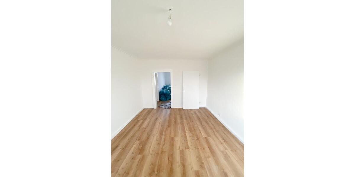 Dachgeschoßwohnung Dortmund Innenstadt Nord - 3.5 Zimmer, 105 m&sup2;, 800&euro; | Angebot:25252401