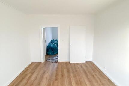 Wohnung Dortmund Innenstadt Nord - 3.5 Zimmer, 105 m&sup2;, 800&euro; | Angebot:25252401