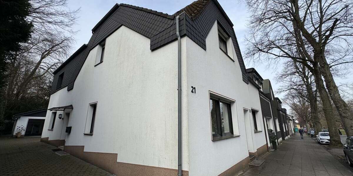 Einfamilienhaus Essen / Borbeck-Mitte Mitte - 6 Zimmer, 200 m&sup2;, 449.000&euro; | Angebot:25099527