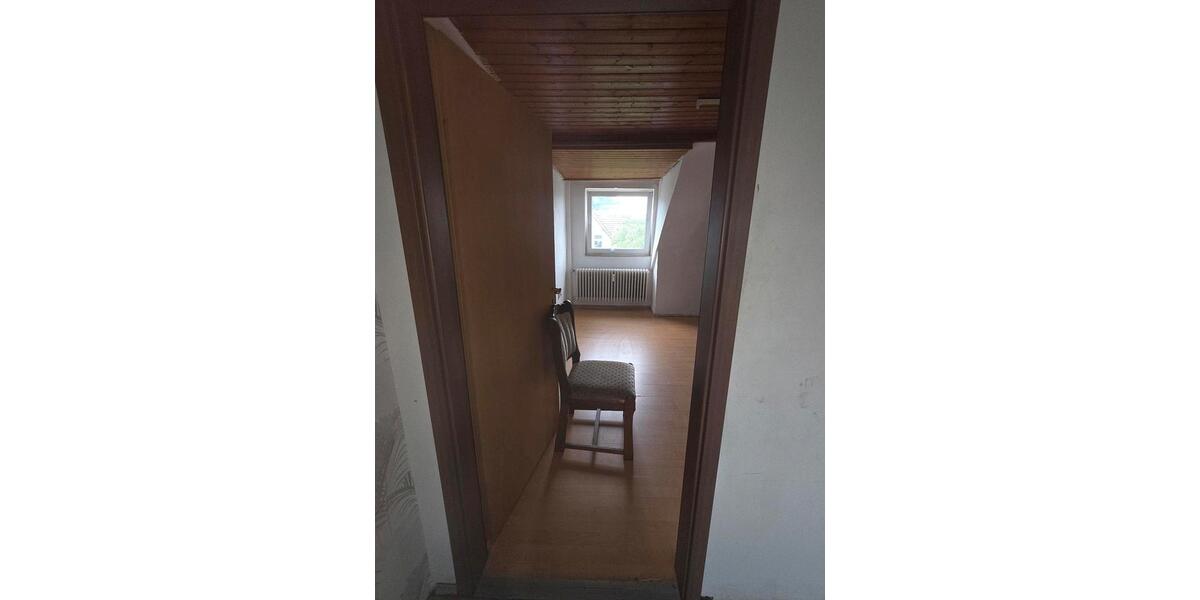 Dachgeschoßwohnung Gelsenkirchen Gelsenkirchen-West - 5 Zimmer, 92 m&sup2;, 850&euro; | Angebot:26494656