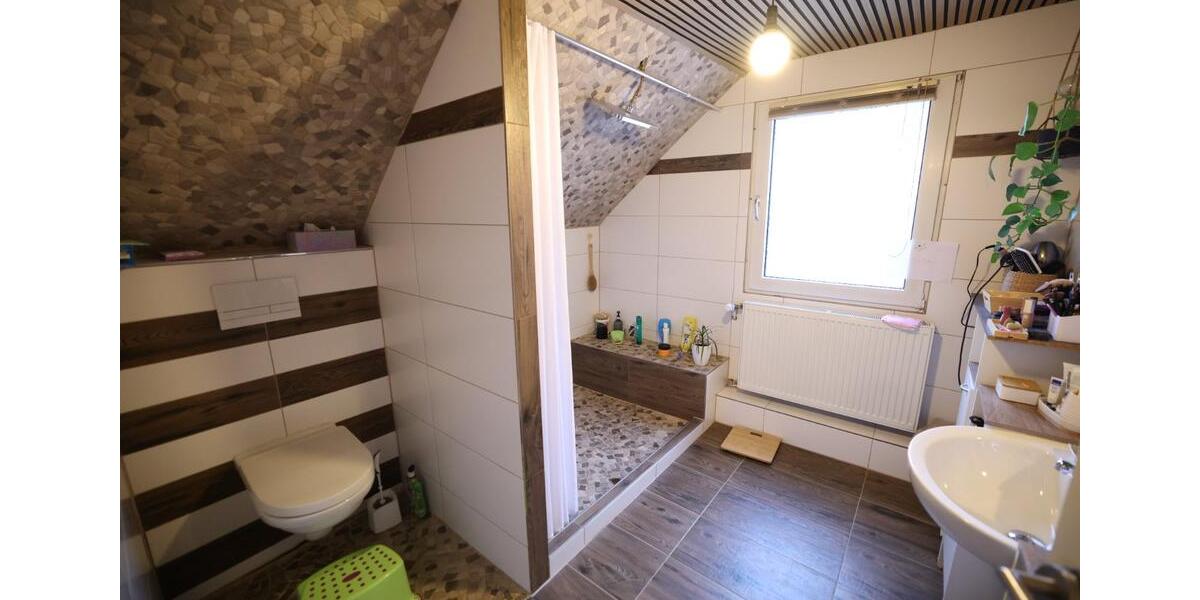 Einfamilienhaus Castrop-Rauxel Rauxel - 11 Zimmer, 415 m&sup2;, 449.000&euro; | Angebot:25231016