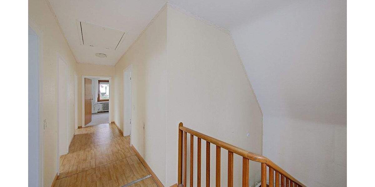 Einfamilienhaus Dortmund Benninghofen-Loh - 7 Zimmer, 162 m&sup2;, 350.000&euro; | Angebot:25701034