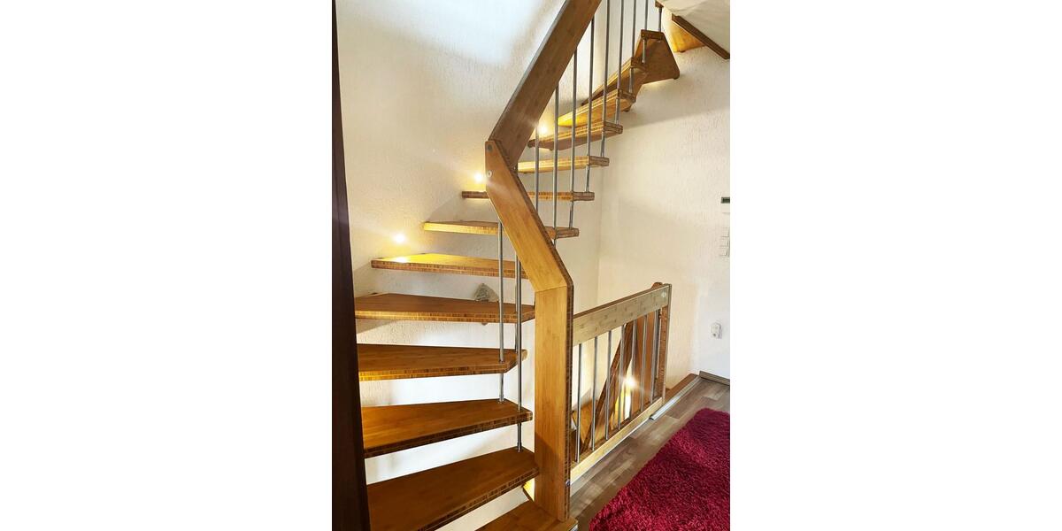 Doppelhaushälfte Essen Stadtbezirk V - 5 Zimmer, 133 m&sup2;, 1.990&euro; | Angebot:25422427