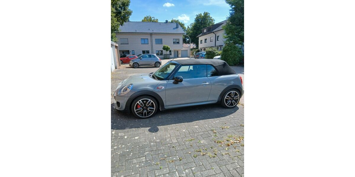 Mini John Cooper Works Cabrio 55.000 km 22.900 &euro; Schermbeck 46514
