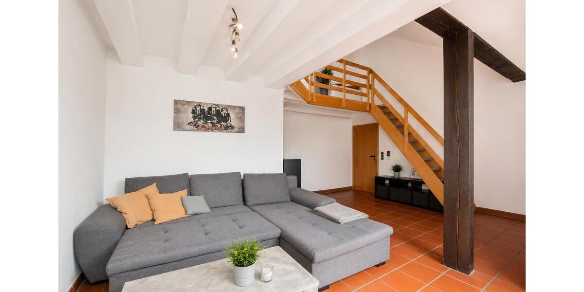 Dachgeschoßwohnung Bochum Bochum-Südwest - 1.5 Zimmer, 65 m&sup2;, 555&euro; | Angebot:26420224