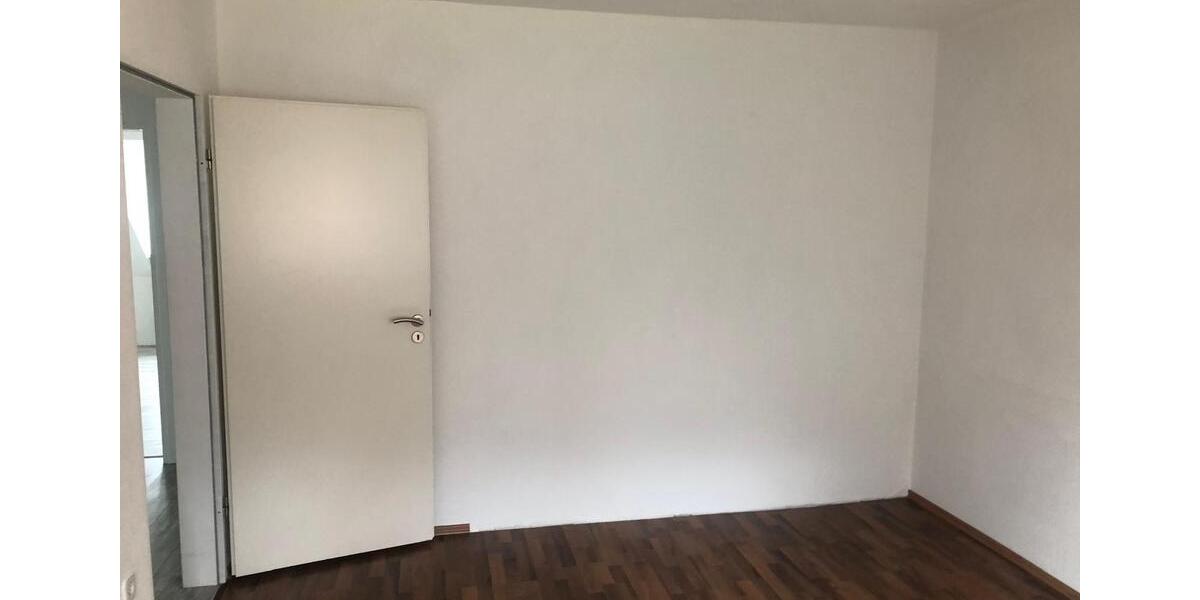 Dachgeschoßwohnung Bochum Bochum-Nord - 3 Zimmer, 60 m&sup2;, 520&euro; | Angebot:26323623