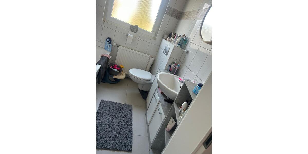 Einfamilienhaus Essen Stadtbezirk II - 3.5 Zimmer, 77 m&sup2;, 950&euro; | Angebot:25830723