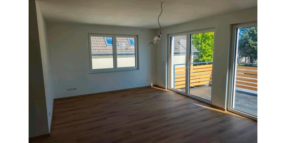 Etagenwohnung Mülheim an der Ruhr Heißen - 4 Zimmer, 140 m&sup2;, 2.200&euro; | Angebot:26312971