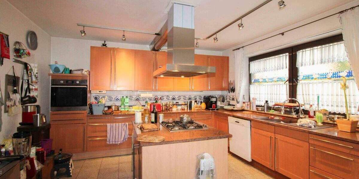 Einfamilienhaus Essen Frintrop - 6 Zimmer, 266 m&sup2;, 1.040.000&euro; | Angebot:25746959