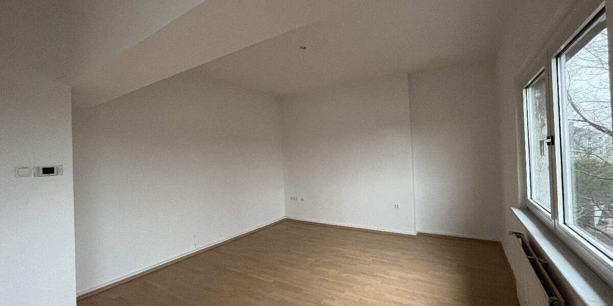Etagenwohnung Dortmund Mitte - 3 Zimmer, 81 m&sup2;, 695&euro; | Angebot:25909268