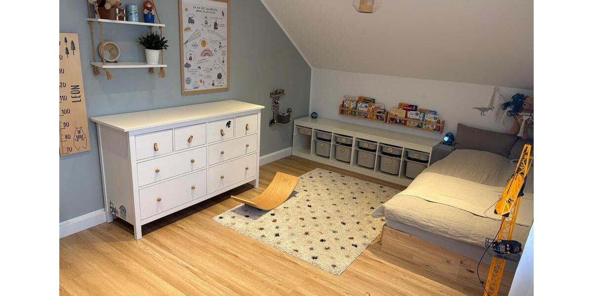 Dachgeschoßwohnung Hagen Hagen-Nord - 3 Zimmer, 100 m&sup2;, 990&euro; | Angebot:25935465